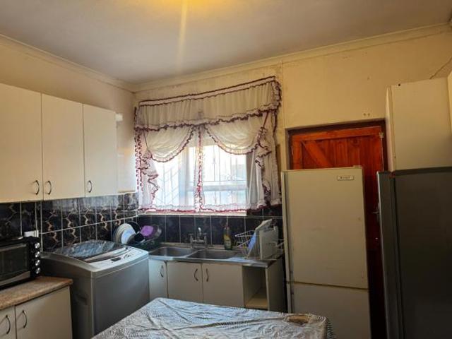 3 Bedroom House in KwaMagxaki
