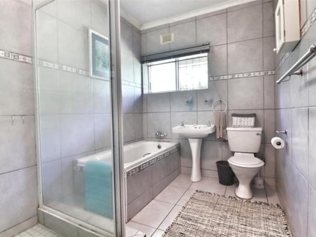 3 Bedroom House in Kwambonambi