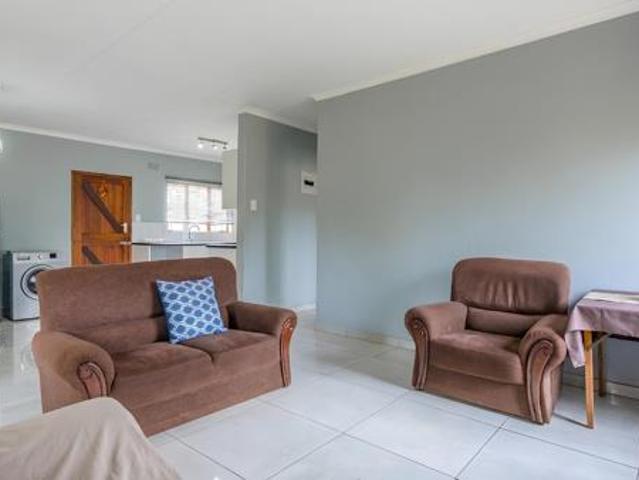 3 Bedroom House in Howick West