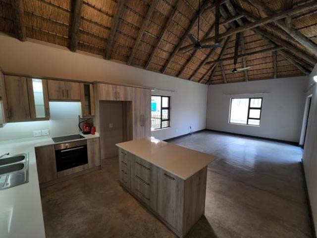 3 Bedroom House in Hoedspruit