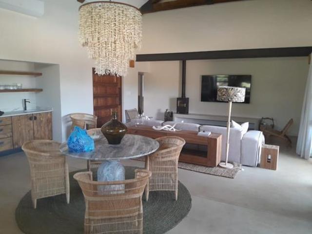 3 Bedroom House in Hoedspruit