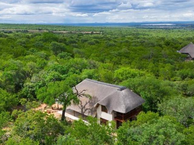 3 Bedroom House in Hoedspruit