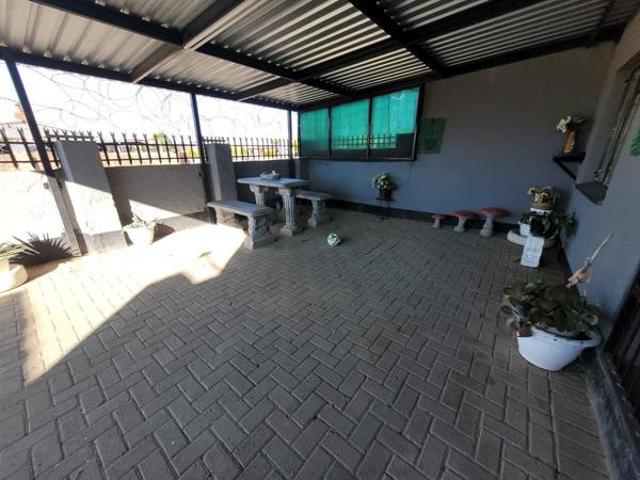 3 Bedroom House in Homevale