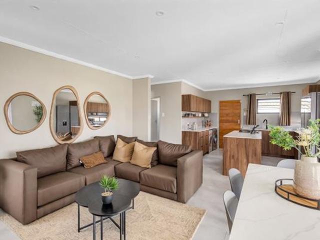 3 Bedroom House in Lion Pride