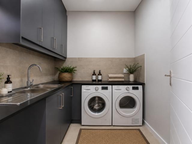 3 Bedroom House in Honeydew Country Estate
