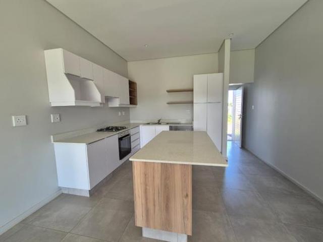 3 Bedroom House in Hayfields