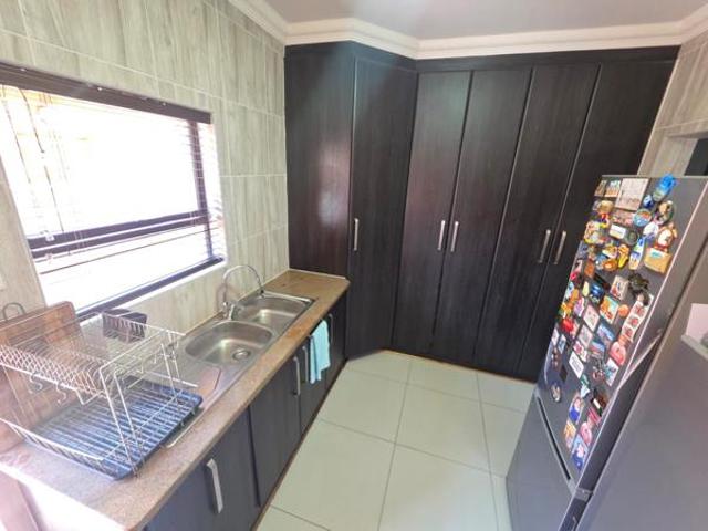 3 Bedroom House in Hadison Park