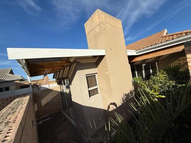 3 Bedroom House in Hansmoeskraal AH