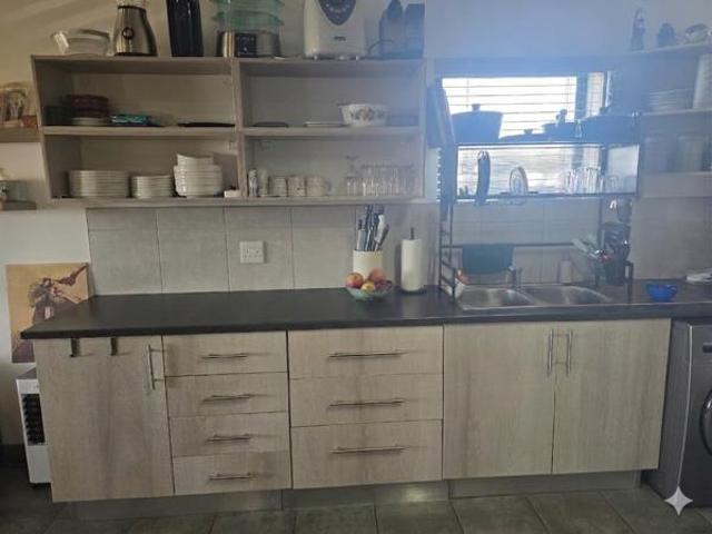 3 Bedroom House in Harbour Lights