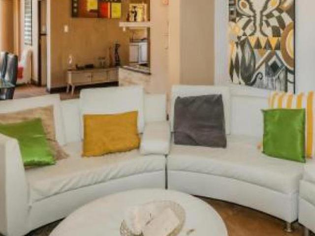 3 Bedroom House in Hartbeespoort