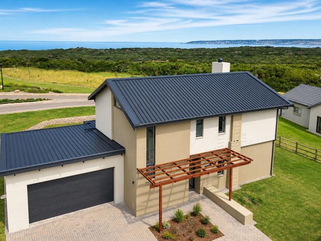 3 Bedroom House in Hartland Lifestyle Estate