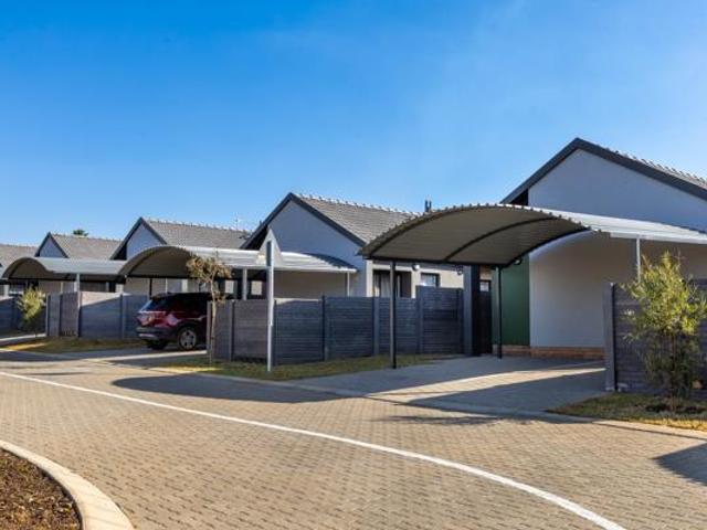 3 Bedroom House in Heuweloord
