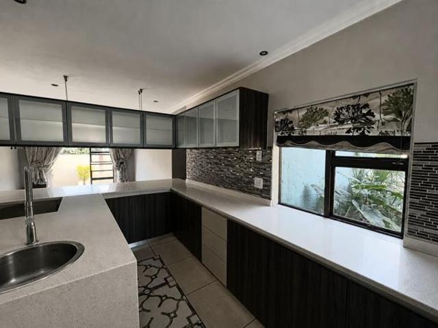 3 Bedroom House in Heuwelsig Estate