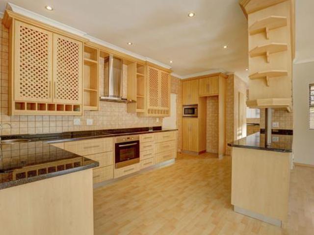 3 Bedroom House in Heather Park