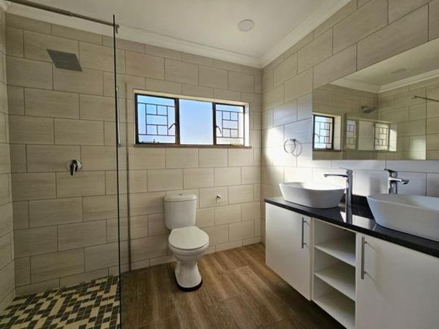 3 Bedroom House in Heidelberg Central