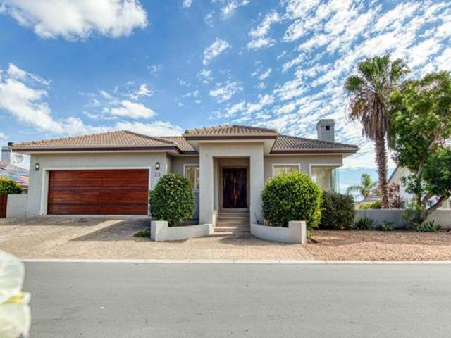 3 Bedroom House in Heldervue