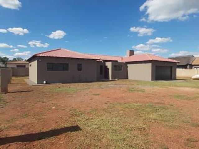 3 Bedroom House in Henley on Klip
