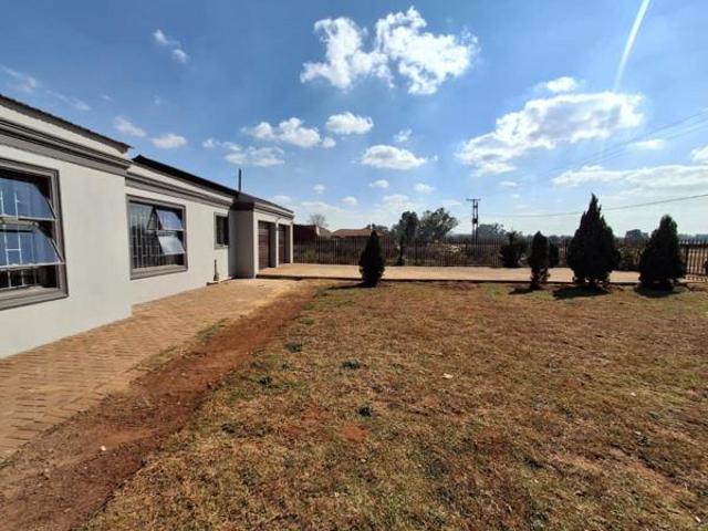 3 Bedroom House in Henley on Klip