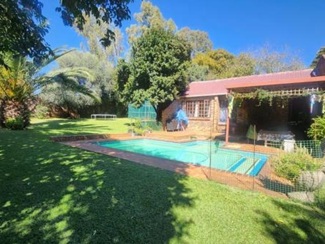 3 Bedroom House in Hennopspark