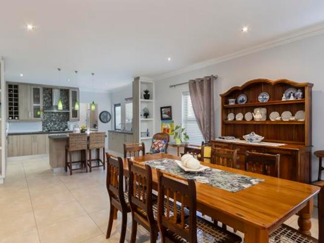 3 Bedroom House in Heritage Park