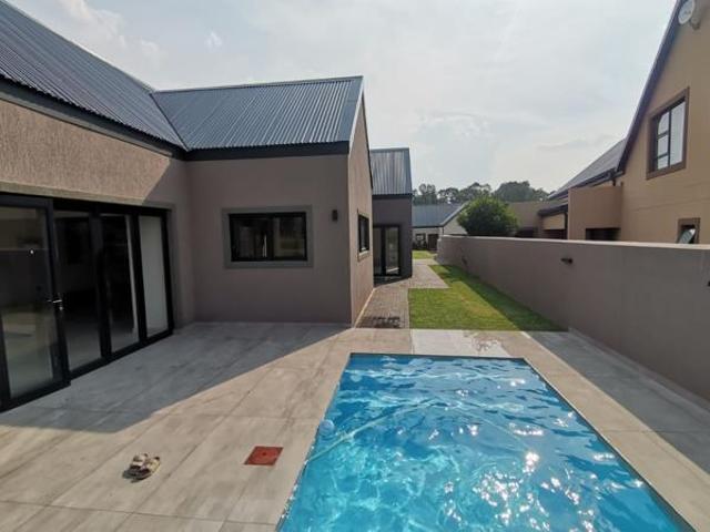 3 Bedroom House in Heron Banks Golf And River Estate