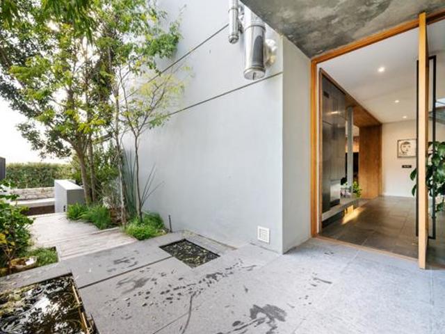 3 Bedroom House in Higgovale