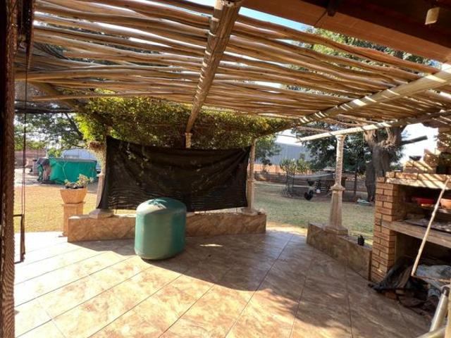 3 Bedroom House in Highbury