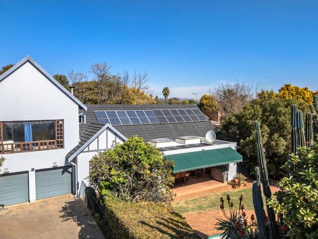 3 Bedroom House in Highway Gardens