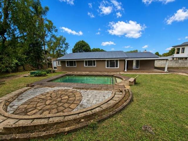3 Bedroom House in Hillcrest Central