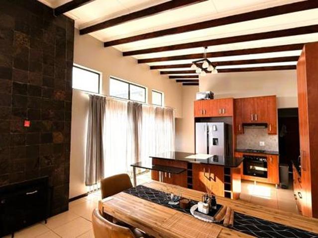 3 Bedroom House in Hillside