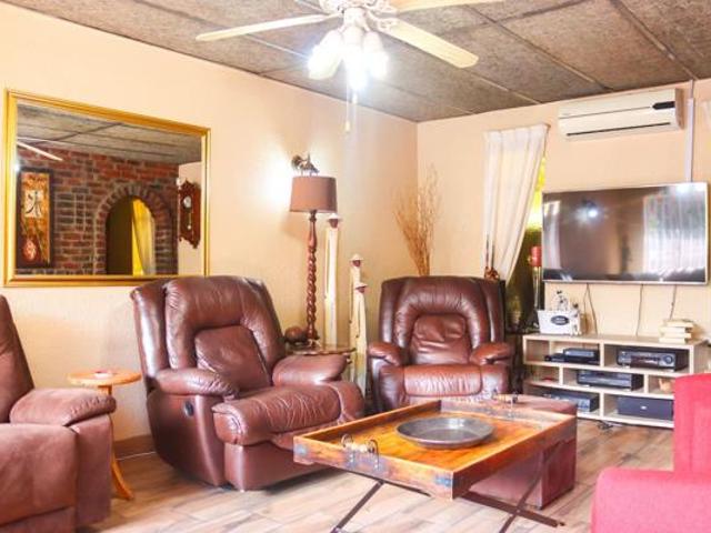 3 Bedroom House in Hutten Heights