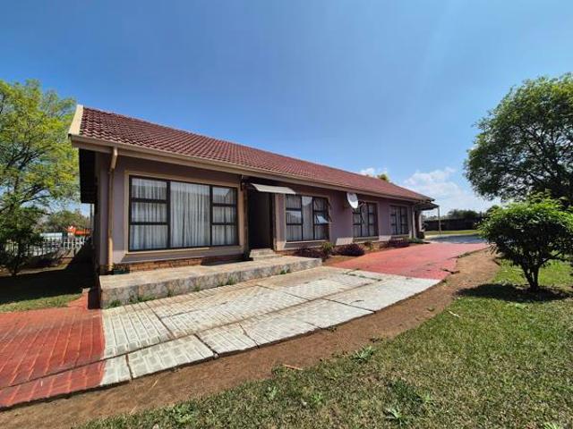 3 Bedroom House in Hutten Heights