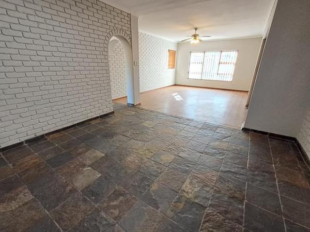 3 Bedroom House in Humansdorp