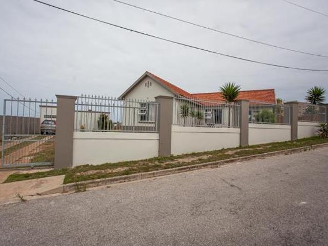 3 Bedroom House in Humerail