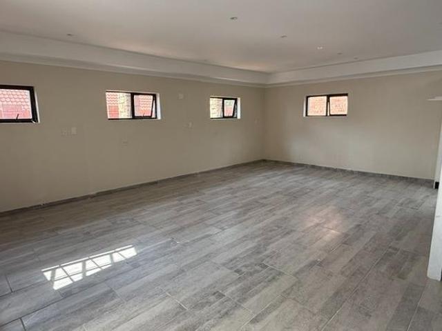 3 Bedroom House in Hurlyvale
