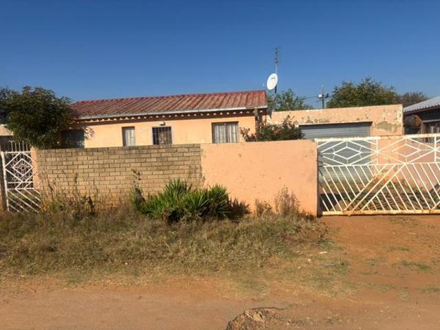 3 Bedroom House in Imperial Reserve
