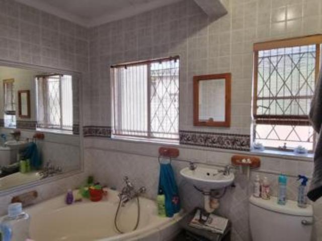 3 Bedroom House in Ifafi