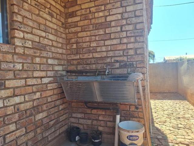 3 Bedroom House in Ikageng