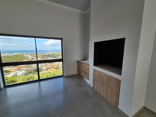 3 Bedroom House in Island View