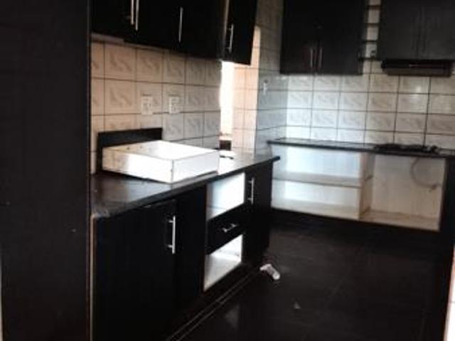 3 Bedroom House in Ivy Park