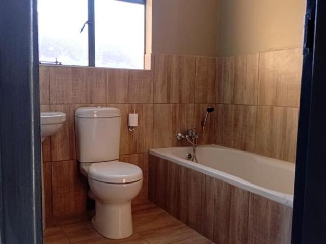 3 Bedroom House in Ivy Park