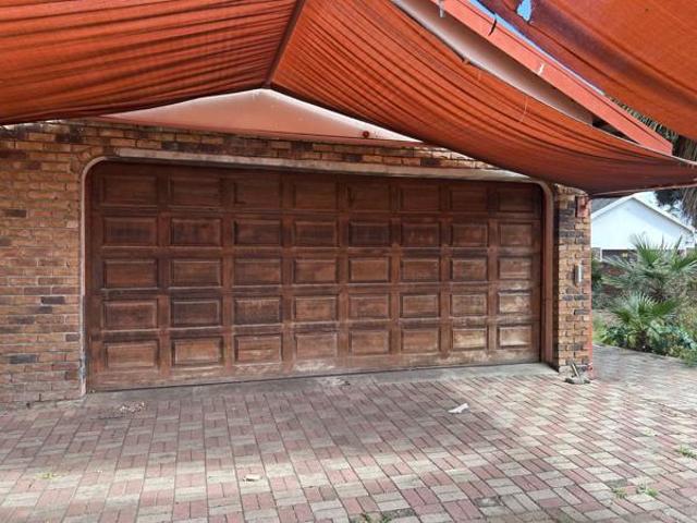 3 Bedroom House in Ivy Park