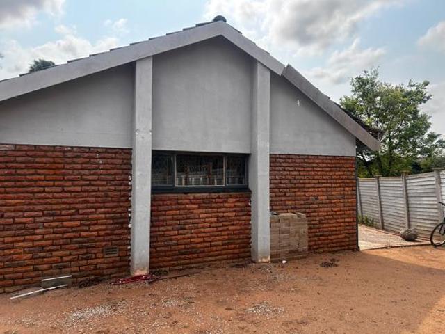 3 Bedroom House in Ivy Park