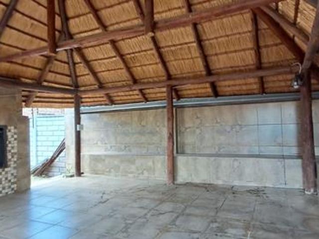 3 Bedroom House in Ivy Park
