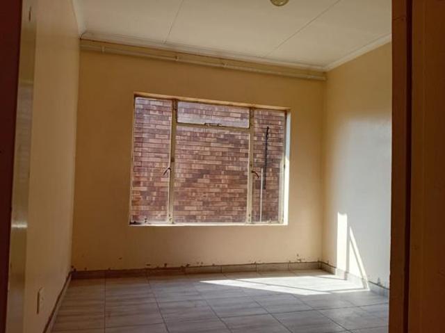 3 Bedroom House in Ivy Park
