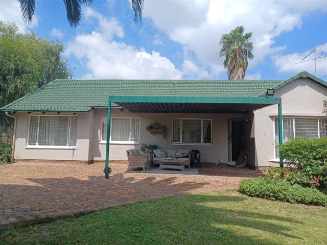 3 Bedroom House in Johannesburg North