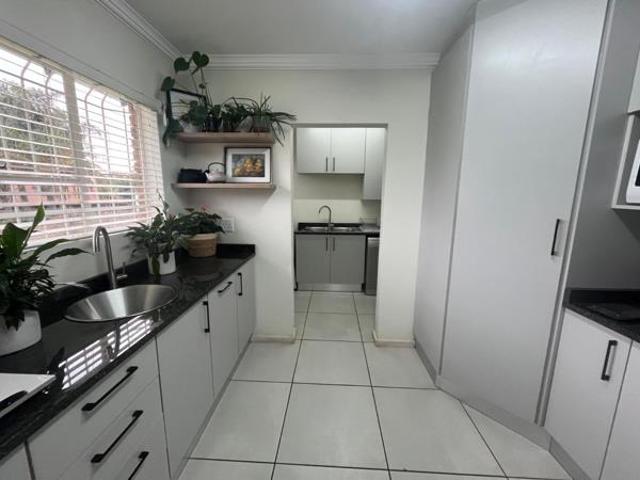 3 Bedroom House in Jordaan park