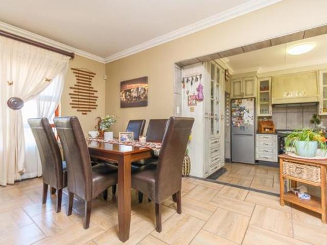 3 Bedroom House in Jordaan park