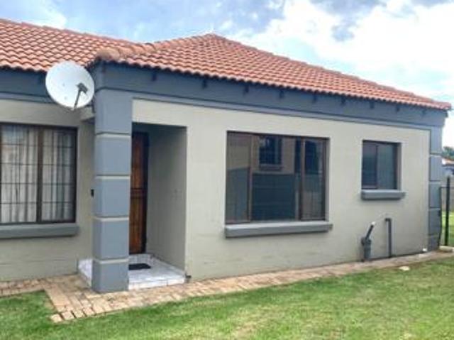 3 Bedroom House in Jackaroo Park