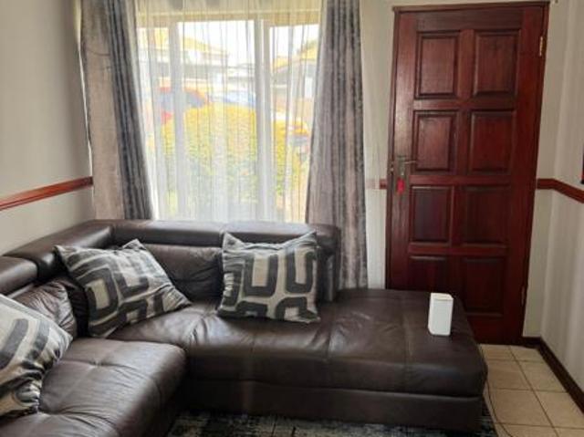 3 Bedroom House in Jackaroo Park